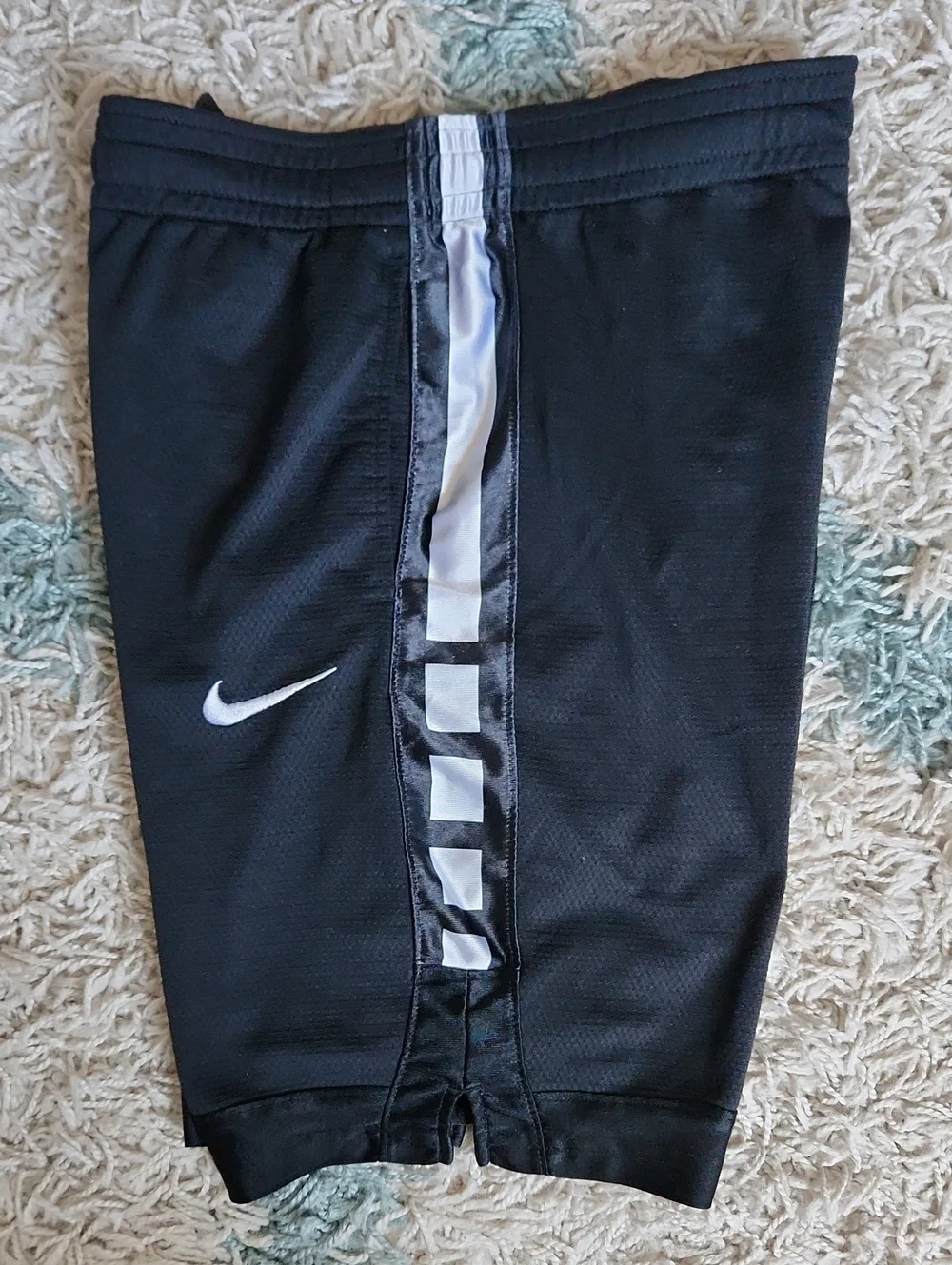 Nike Black And White Elite Basketball Shorts EUC
